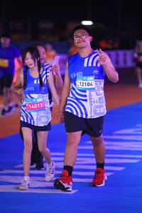 BIB: 14013, 12184
                            <button type="button" onclick="openModal(23208088)" class="btn btn-primary btn-sm float-right btn-popup" data-toggle="modal" data-target=".modal-high-quality">
                        <i class="fas fa-shopping-cart"></i> Add to Cart
                    </button>
                                            <button type="button" onclick="isThisMe(23208088, true)" class="btn btn-success btn-sm float-right btn-popup btn-isme hidden" data-toggle="tooltip" data-placement="bottom" title="นี่คือรูปของคุณใช่ไหม คลิกที่นี่เพื่อเอาเข้าอัลบั้ม">
                        <i class="fas fa-plus"></i> Add to album
                    </button>
                    <button type="button" onclick="isThisMe(23208088, false)" class="btn btn-warning btn-sm float-right btn-popup btn-isnotme hidden">
                        <i class="fas fa-ban"></i> Remove from album
                    </button>